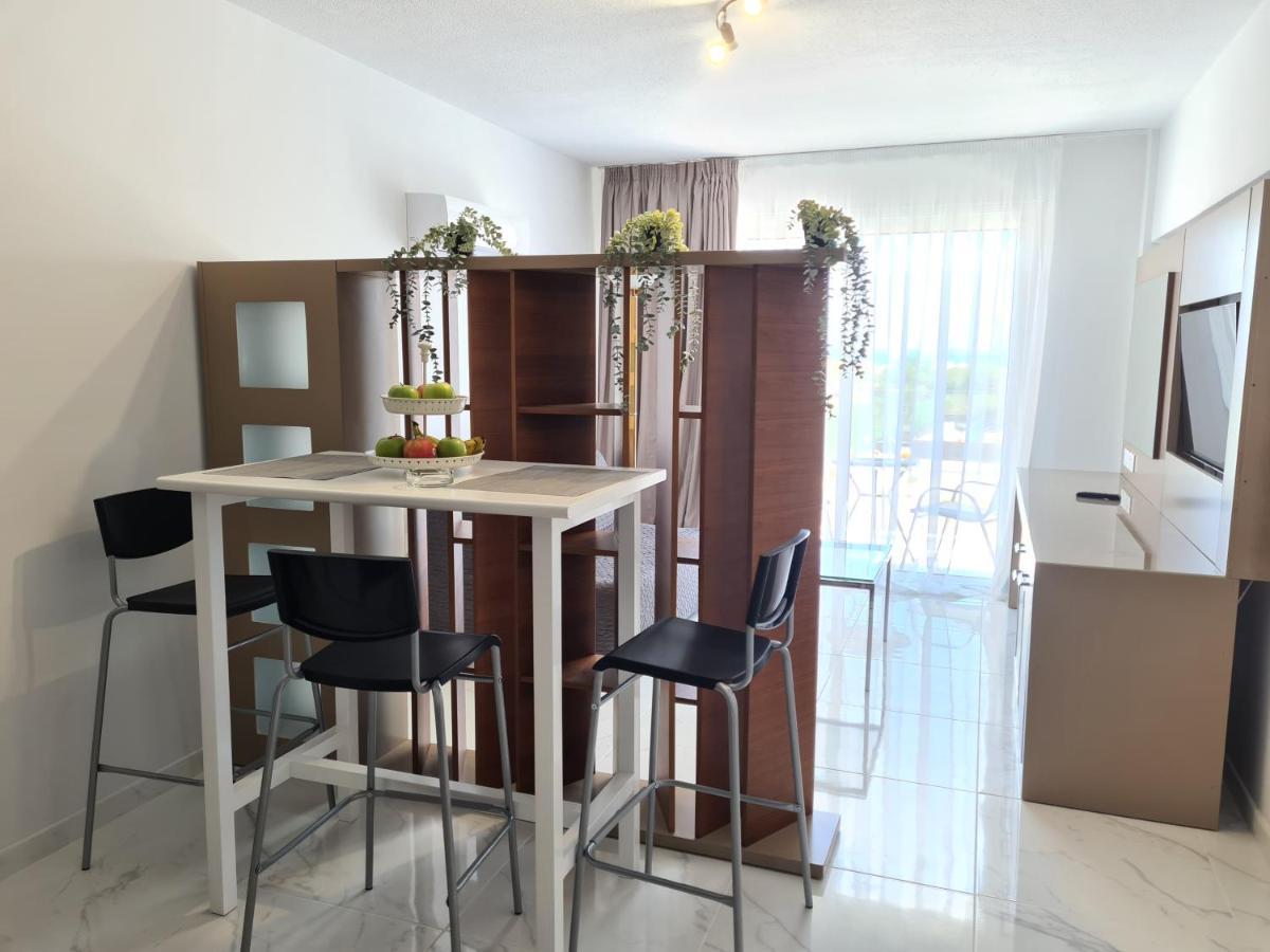 Fotoxenia Luxury Apts باراليمني المظهر الخارجي الصورة